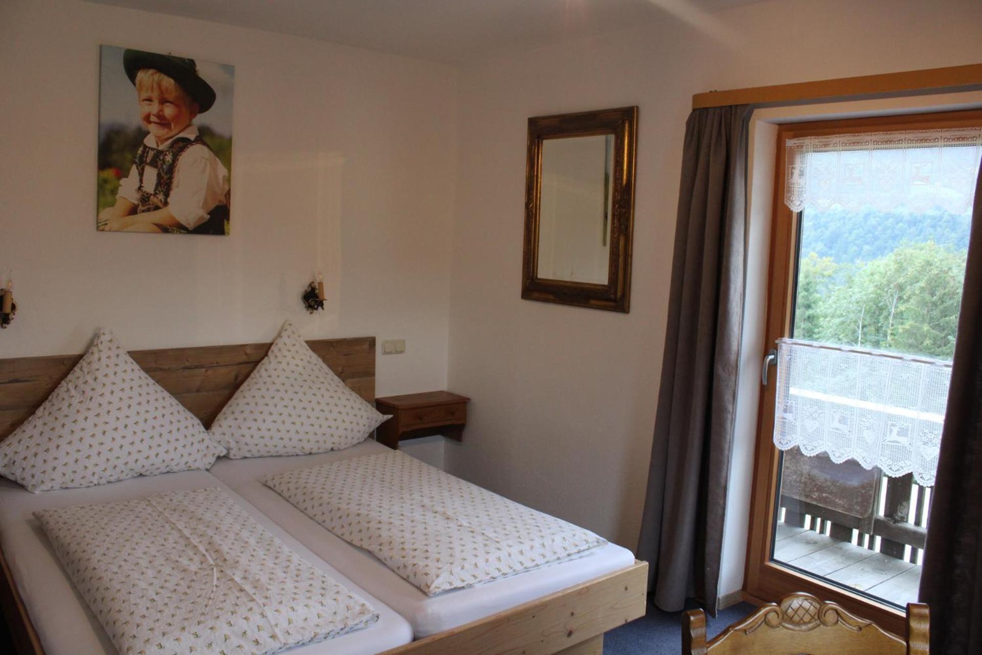 Pfeiffer Alm Am Sonnenhang Mit Blick Auf Die Zugspitze Garmisch-Partenkirchen Zimmer foto